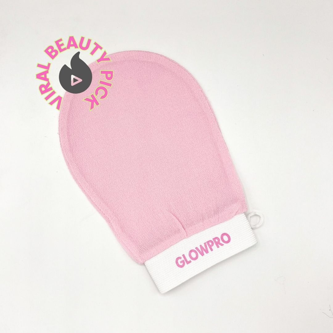 use to exfoliate before your spray tan or self tanner with this glove mitt